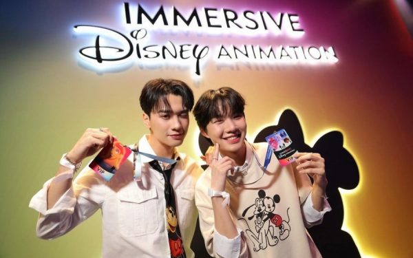 Immersive Disney Animation ความสุขที่ไม่เคยตกเทรนด์ ขยายเวลาต่ออีกครั้งถึง 27 ตุลา ล่าสุด 2 หนุ่มสุดฮอท เก่ง – น้ำปิง ชวนแฟนคลับมาร่วมสัมผัสประสบการณ์สุดตื่นตะลึง