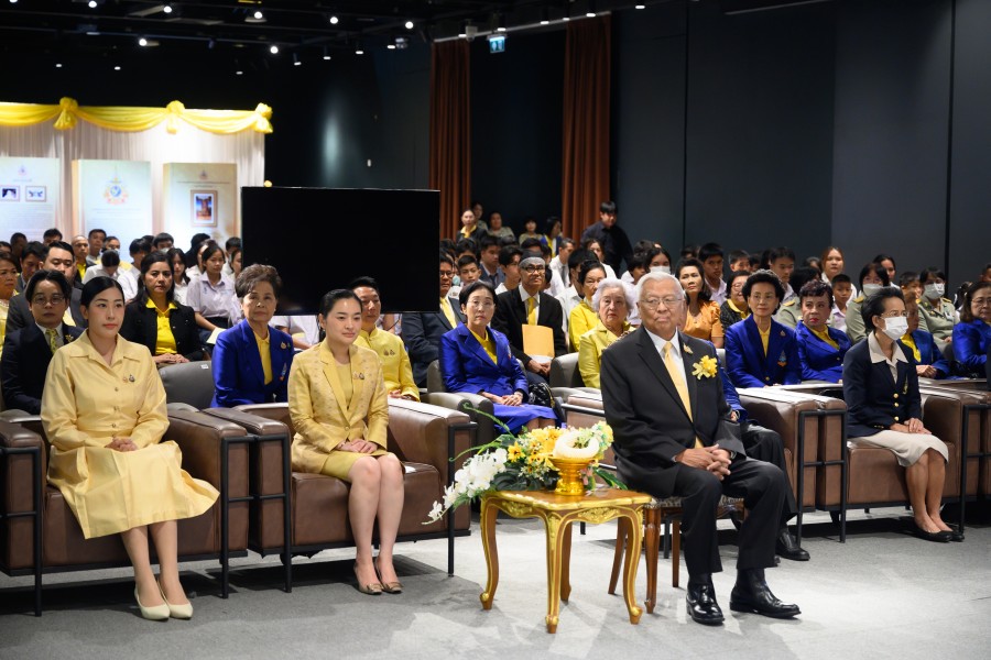 มูลนิธิกฤตานุสรณ์ ในพระบรมราชูปถัมภ์ สานต่อโครงการทุนการศึกษาบุตร-ธิดาของผู้เสียสละเพื่อชาติ