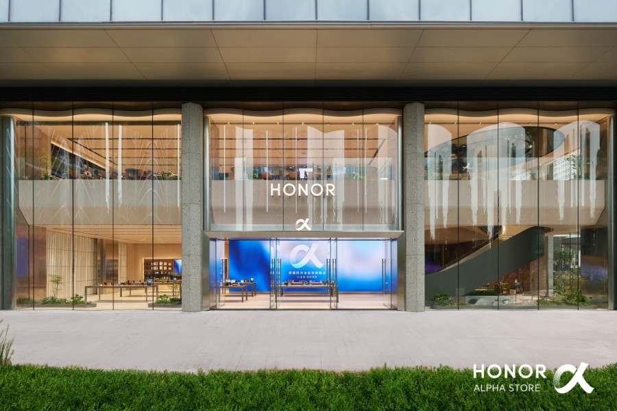 HONOR เปิดตัว ‘ALPHA Flagship Store’ แห่งแรกในเซินเจิ้น ก้าวสำคัญสู่การสร้างศูนย์กลางนวัตกรรมอุปกรณ์ AI ระดับโลก